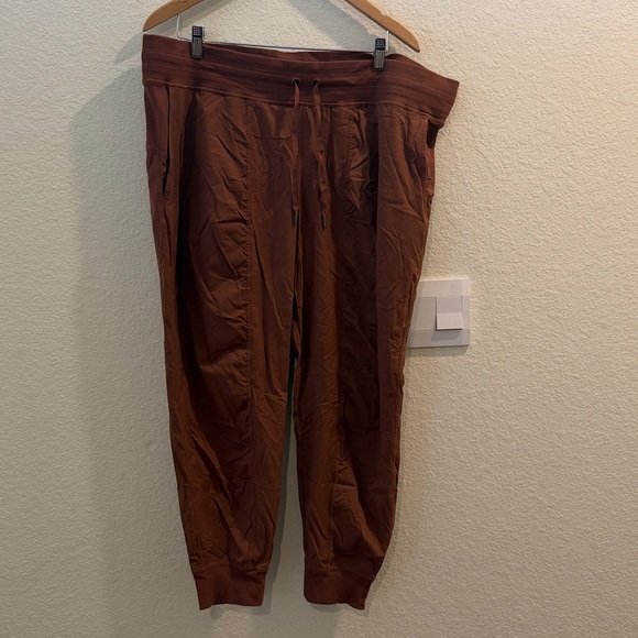 Lululemon Dance Studio Joggers - Picture 2 of 5